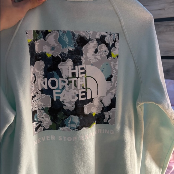 North Face Women's Box NSE Pullover Hoodie size small - Picture 3 of 5